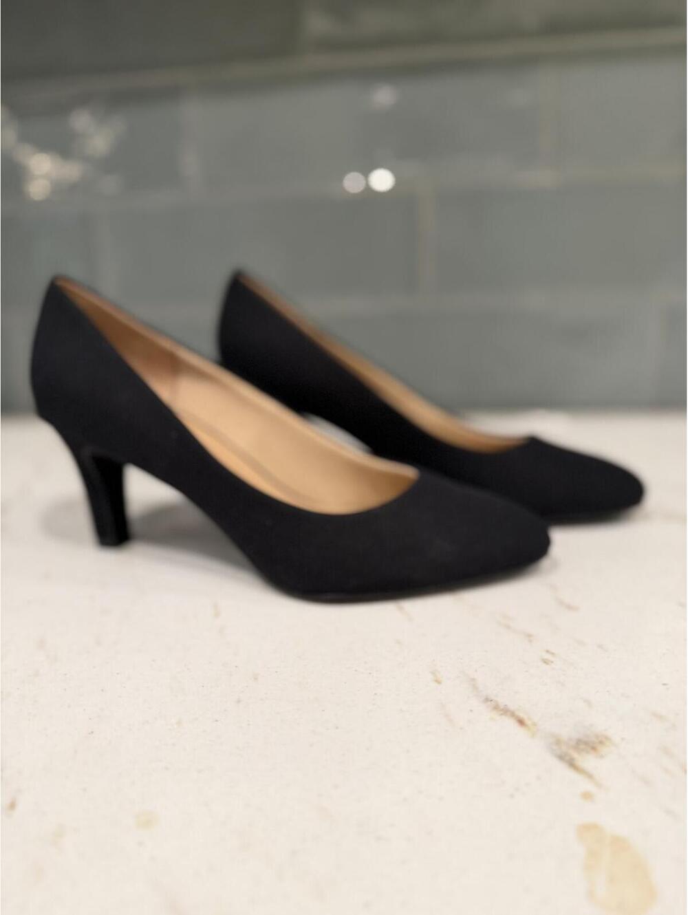 Abella True Comfort Galaxy Black Pumps Size 8